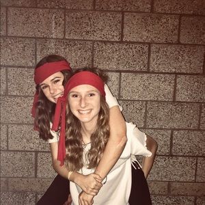 Meet your Posher, Quinn